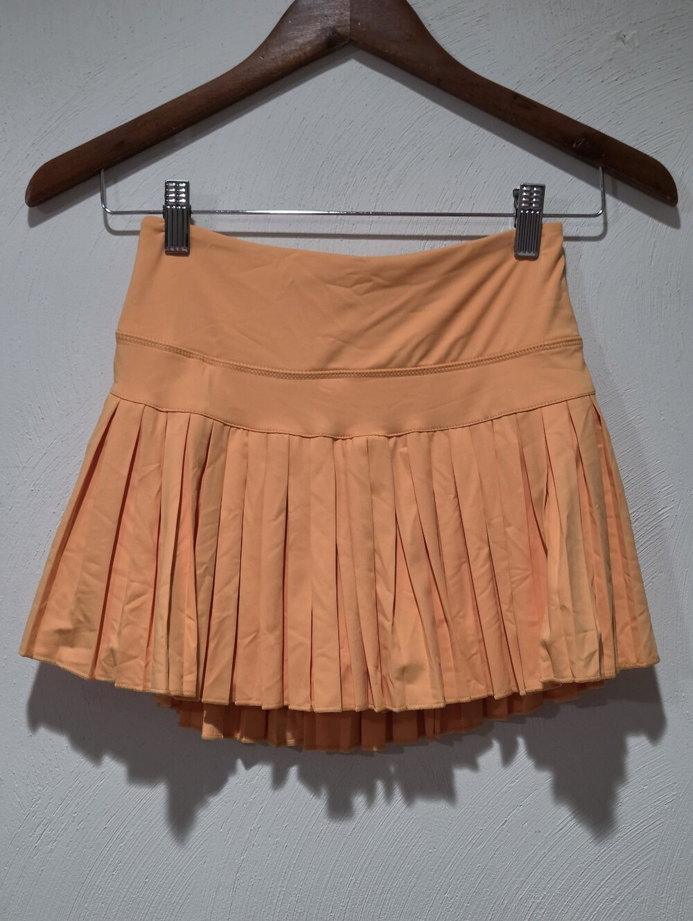 New Gold Hinge Orange Pleated Tennis Skort Size XS
